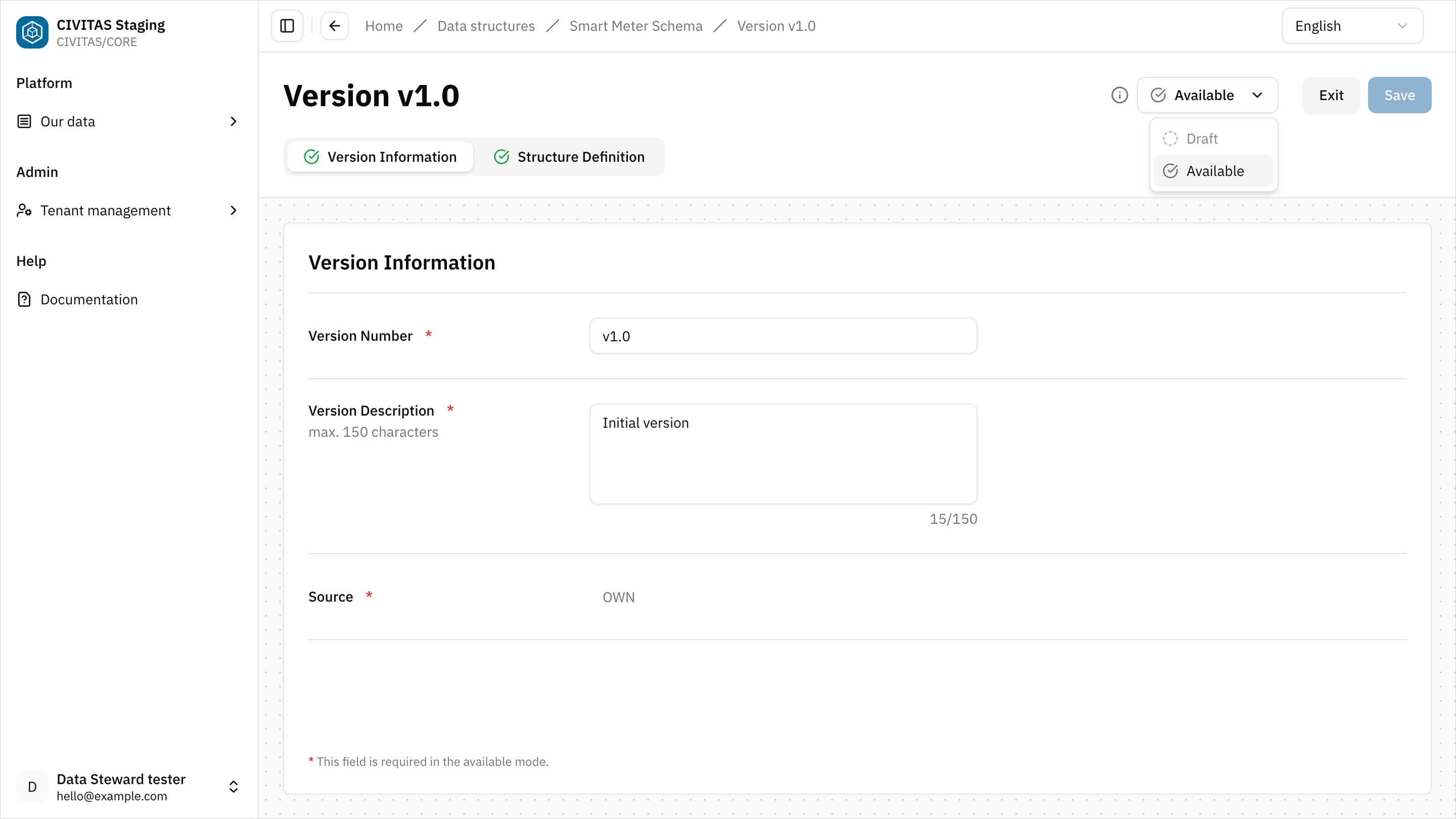 Screenshot: Version Detail page with Status-Dropdown: draft / available